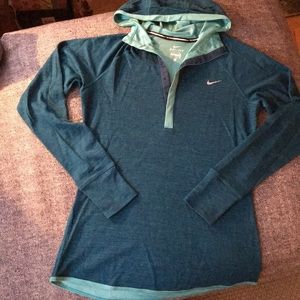 Nike Dri-Fit Hooded Pullover